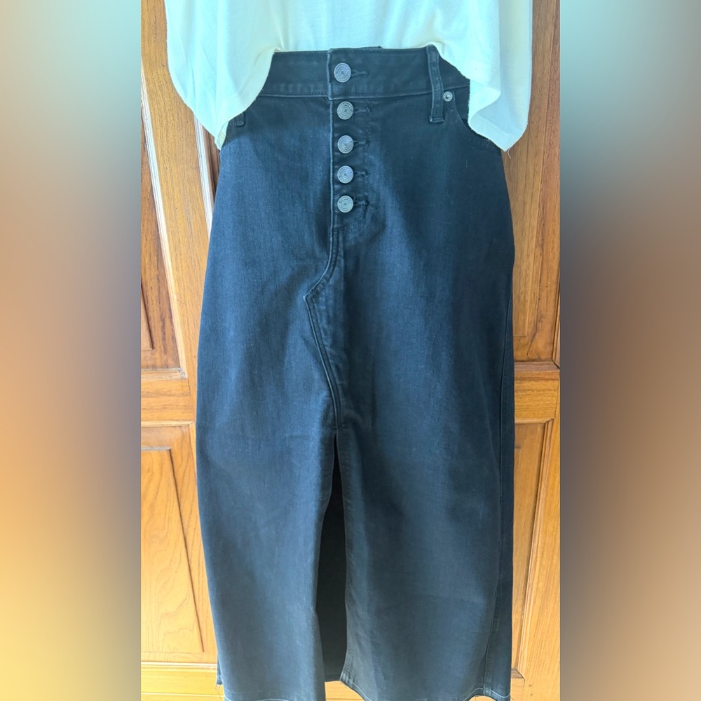 Maurices Black Denim Skirt stretchy and comfy front split - Picture 11 of 12